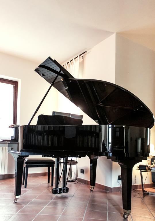 מלון Borgomale Le Stanze Della Musica מראה חיצוני תמונה